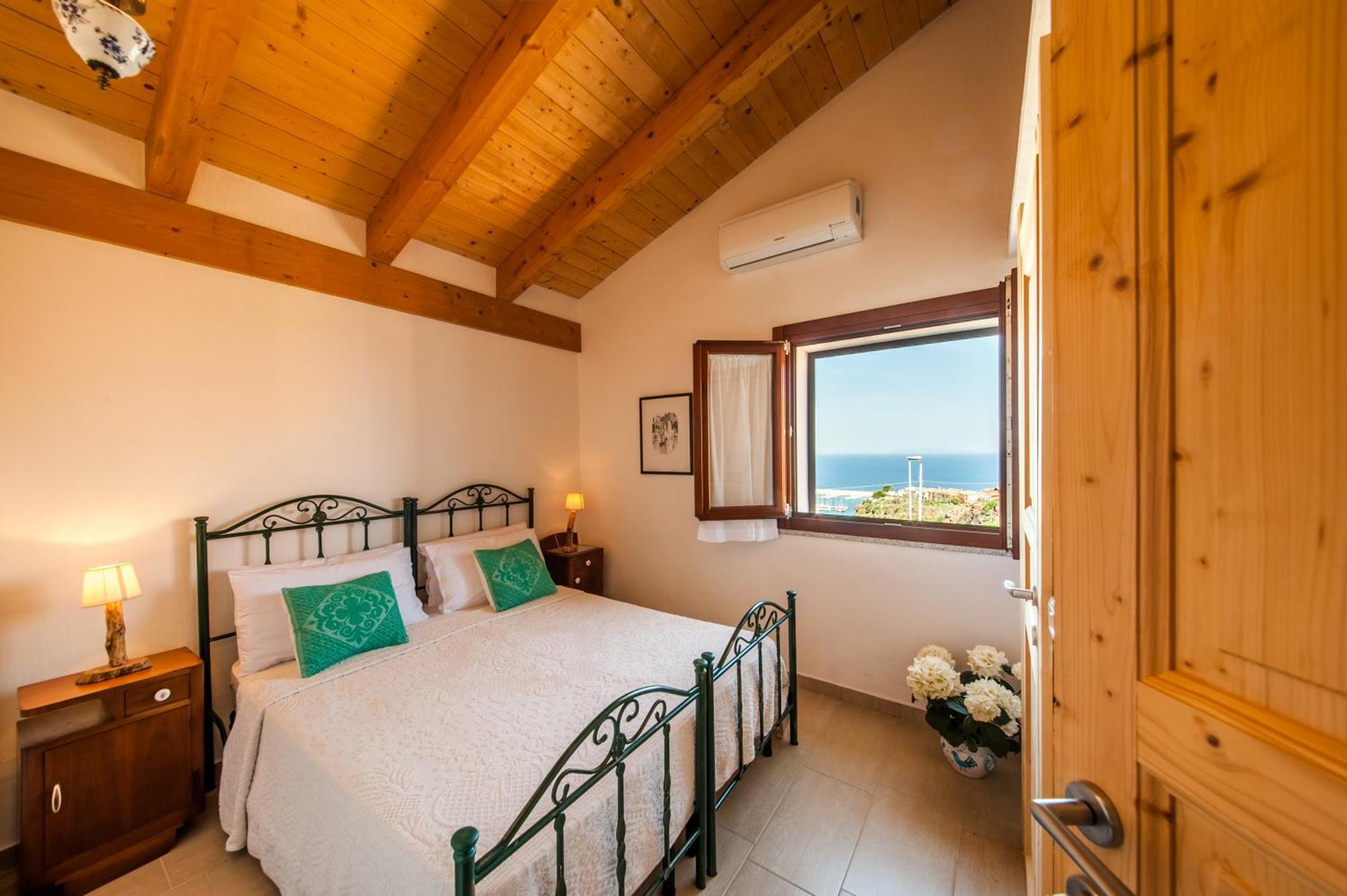 La Casa Di Mannazzotta 2 Bed and Breakfast Castelsardo Εξωτερικό φωτογραφία