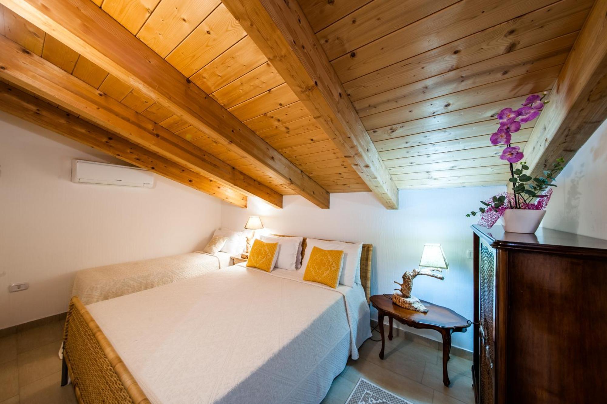 La Casa Di Mannazzotta 2 Bed and Breakfast Castelsardo Εξωτερικό φωτογραφία