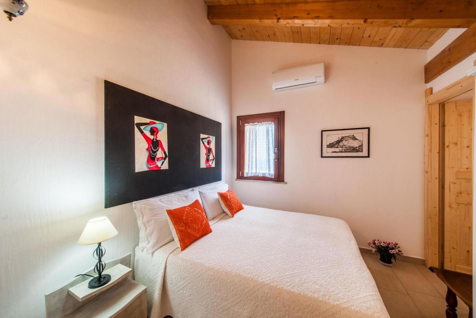 La Casa Di Mannazzotta 2 Bed and Breakfast Castelsardo Εξωτερικό φωτογραφία